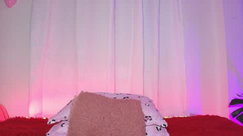 Snapshot of emy_cole1 chatting on 3, 7, 2026 Emy online show from 3, 7, 2026