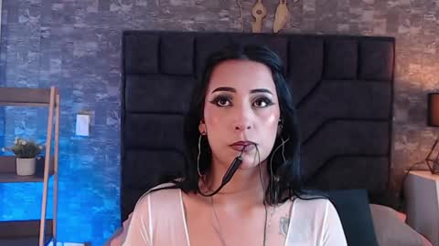 Emy   online show from 20, 5, 2026