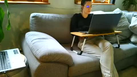 Snapshot of emyxxl chatting on 26, 6, 2026 emyxxl online show from 26, 6, 2026