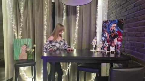 Alice online show from 29, 4, 2026