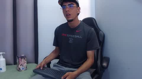 endrick_23 online show from 1, 3, 2026