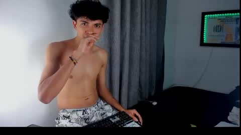 Salo online show from 15, 4, 2026