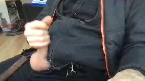 englefield online show from 2, 2, 2025