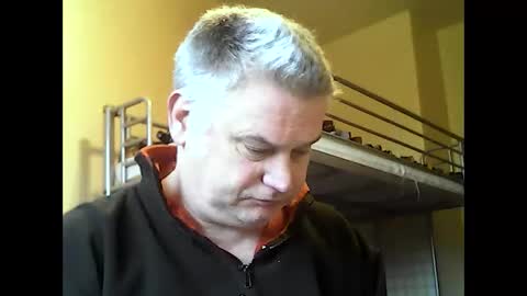 englishguysurrey online show from 17, 12, 2025