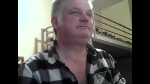 englishguysurrey online show from 17, 12, 2025