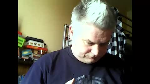 Snapshot of englishguysurrey chatting on 19, 4, 2026 englishguysurrey online show from 19, 4, 2026