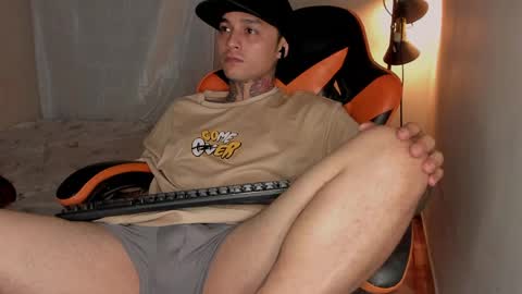Snapshot of enjoymycock99 chatting on 11, 5, 2026 enjoymycock99 online show from 11, 5, 2026