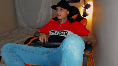Snapshot of enjoymycock99 chatting on 15, 5, 2026 enjoymycock99 online show from 15, 5, 2026