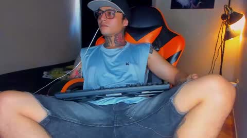 enjoymycock99 online show from 25, 7, 2026
