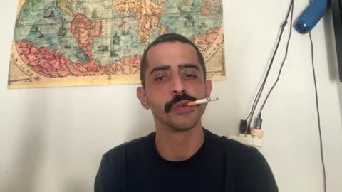Snapshot of enjoythetrip chatting on 28, 4, 2026 Luke online show from 28, 4, 2026