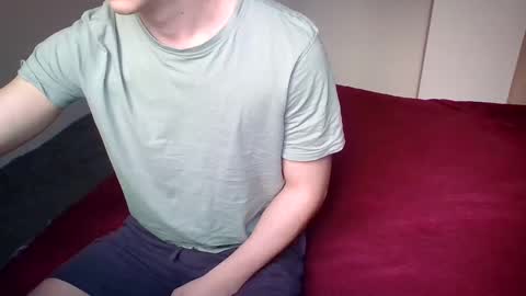 Snapshot of enoch98 chatting on 25, 2, 2025 enoch98 online show from 25, 2, 2025