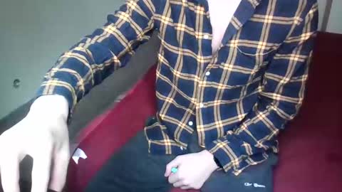 Snapshot of enoch98 chatting on 2, 3, 2025 enoch98 online show from 2, 3, 2025