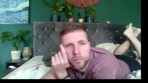 Snapshot of enosrk chatting on 26, 10, 2025 Eno218765 online show from 26, 10, 2025