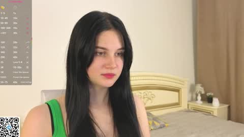 Snapshot of enricaelis chatting on 25, 10, 2025 Sani online show from 25, 10, 2025