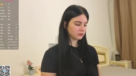 Snapshot of enricaelis chatting on 11, 11, 2025 Sani online show from 11, 11, 2025