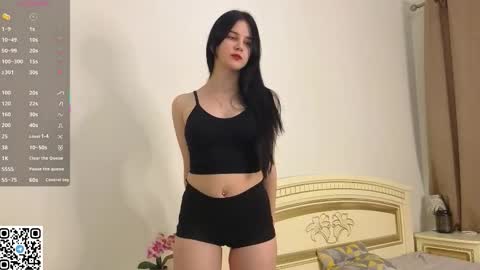 Snapshot of enricaelis chatting on 22, 11, 2025 Sani online show from 22, 11, 2025