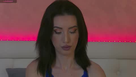 Snapshot of enyahazell chatting on 11, 11, 2025 enyahazell online show from 11, 11, 2025