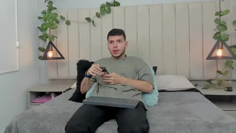 ENZO online show from 1, 11, 2025