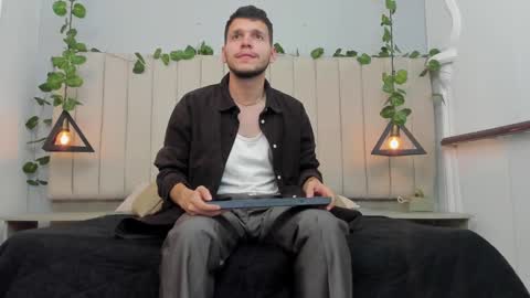 ENZO online show from 6, 11, 2025