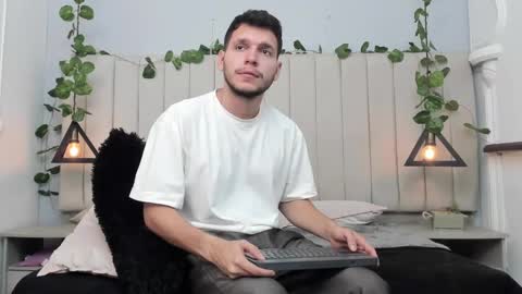 ENZO online show from 10, 11, 2025