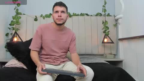 ENZO online show from 11, 11, 2025