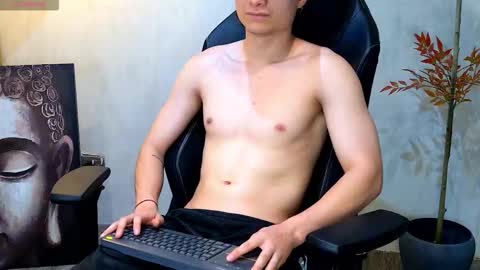 enzo_steel online show from 19, 2, 2026