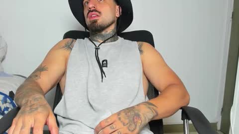 Enzo Aren online show from 17, 10, 2025