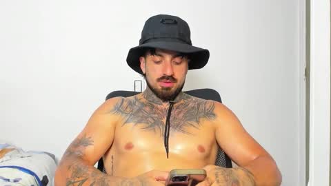 Enzo Aren online show from 19, 10, 2025
