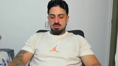 Enzo Aren online show from 29, 10, 2025