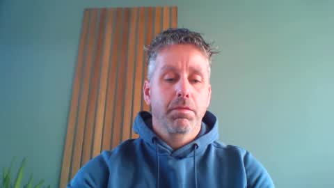 Enzos Massive Cock online show from 19, 2, 2025