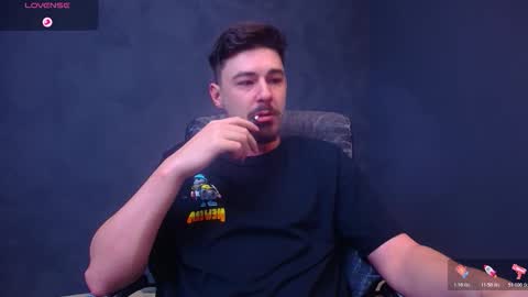 Snapshot of enzorace chatting on 30, 11, 2025 EnzoRace online show from 30, 11, 2025