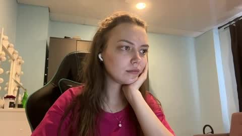 Lily online show from 3, 4, 2026