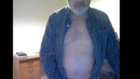 Snapshot of erasmus_d chatting on 11, 1, 2025 erasmus_d online show from 11, 1, 2025