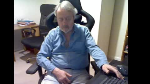 Snapshot of erasmus_d chatting on 14, 2, 2025 erasmus_d online show from 14, 2, 2025