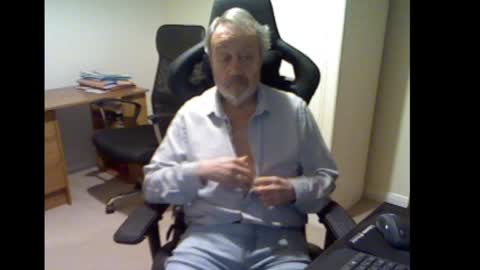 Snapshot of erasmus_d chatting on 23, 2, 2025 erasmus_d online show from 23, 2, 2025