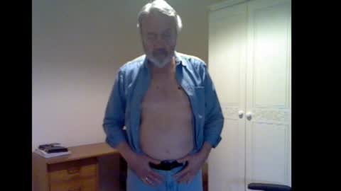 Snapshot of erasmus_d chatting on 22, 12, 2025 erasmus_d online show from 22, 12, 2025