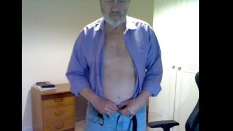 Snapshot of erasmus_d chatting on 5, 1, 2026 erasmus_d online show from 5, 1, 2026