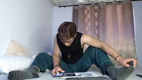 Eren Lee online show from 22, 5, 2026