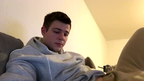 eric123754216 online show from 8, 11, 2025