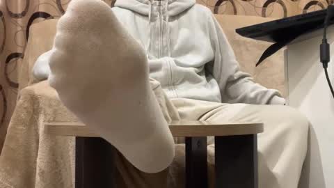 Snapshot of eric_blond chatting on 17, 11, 2025 Eric online show from 17, 11, 2025