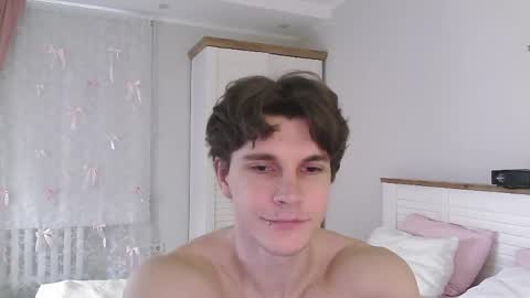 Eric Crush online show from 17, 4, 2026