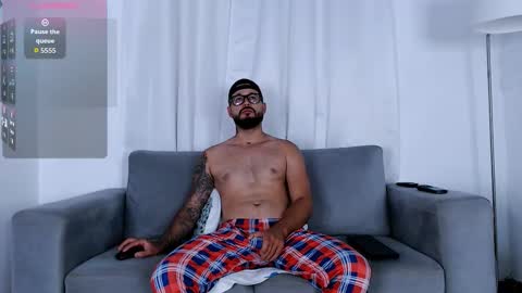 Snapshot of eric_evans1 chatting on 23, 9, 2025 Eric Evans online show from 23, 9, 2025