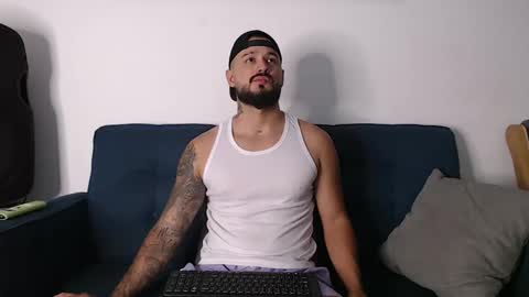 Snapshot of eric_evans1 chatting on 4, 11, 2025 Eric Evans online show from 4, 11, 2025