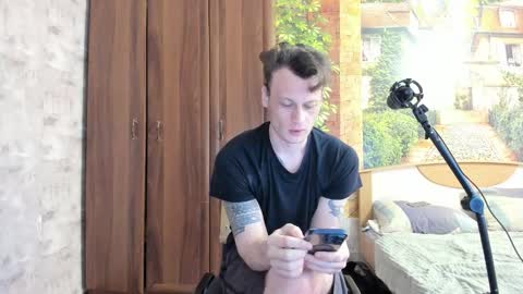 Snapshot of eric_the_vikking chatting on 25, 9, 2025 Eric online show from 25, 9, 2025