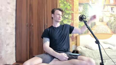 Snapshot of eric_the_vikking chatting on 30, 9, 2025 Eric online show from 30, 9, 2025