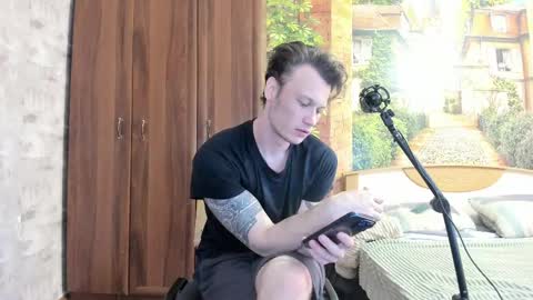 Snapshot of eric_the_vikking chatting on 3, 10, 2025 Eric online show from 3, 10, 2025