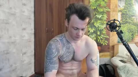 Snapshot of eric_the_vikking chatting on 16, 11, 2025 Eric online show from 16, 11, 2025