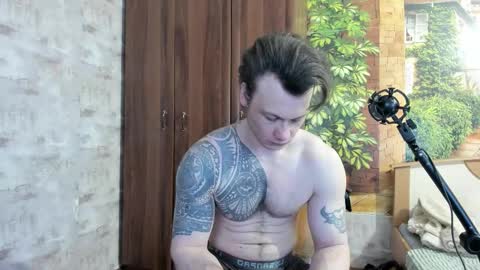 Snapshot of eric_the_vikking chatting on 27, 11, 2025 Eric online show from 27, 11, 2025