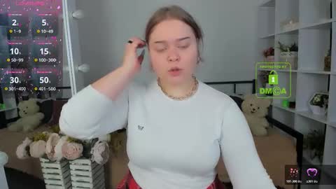 erica_love_ online show from 23, 11, 2025