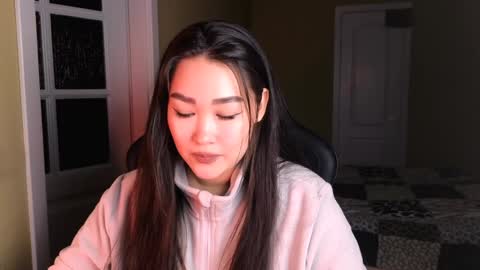 Erica Wayne online show from 7, 1, 2025